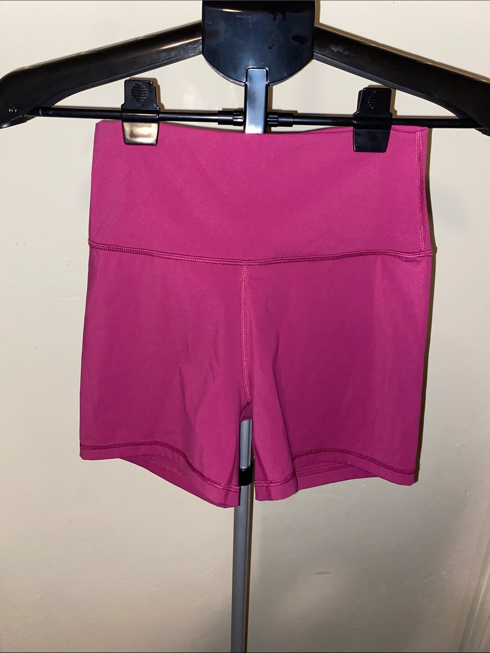 CRZ YOGA PURPLE SHORTS SIZE SMALL 4